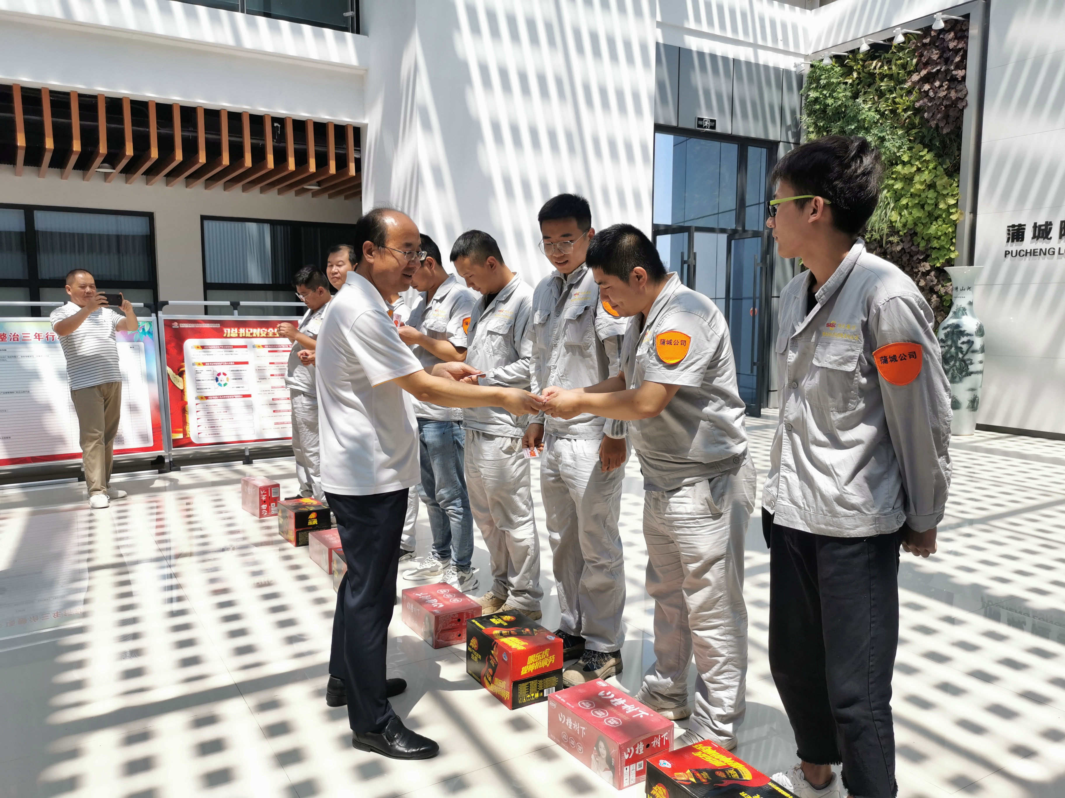 pg�ͽ�Ů��-(�ٷ���)�й���վ