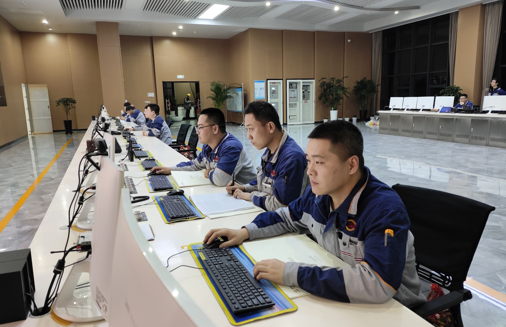 pg�ͽ�Ů��-(�ٷ���)�й���վ