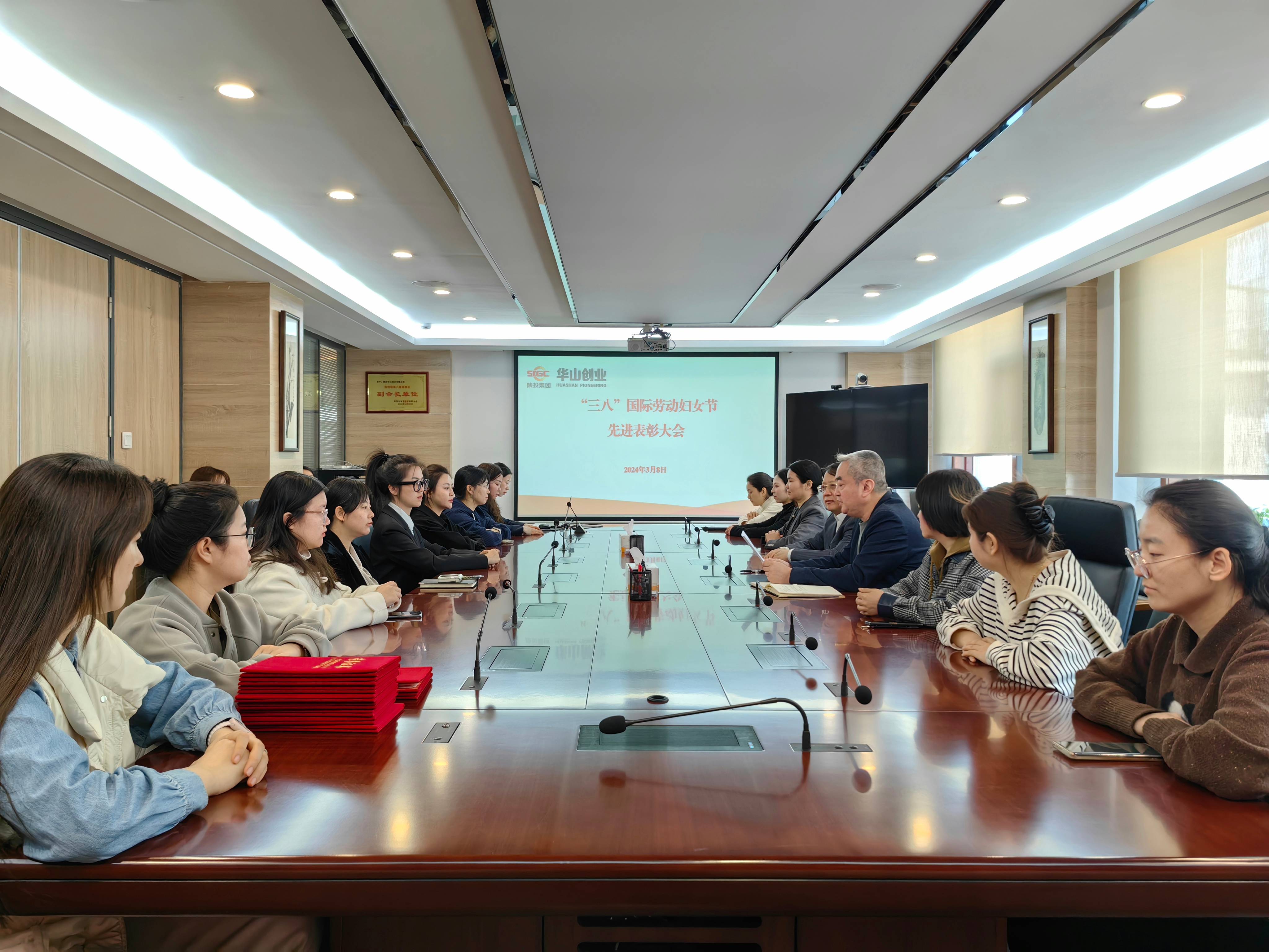 pg�ͽ�Ů��-(�ٷ���)�й���վ